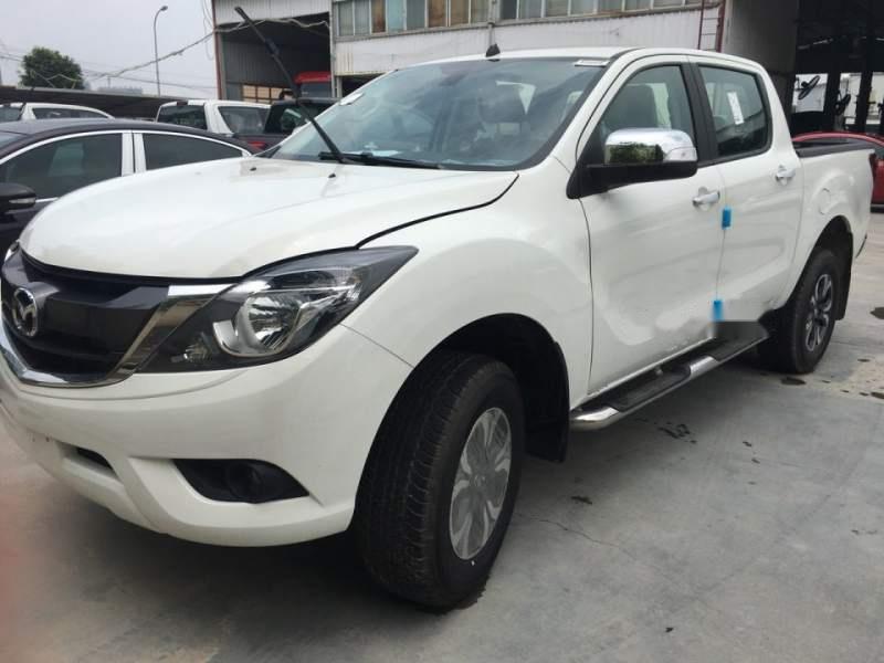 Mazda BT 50  2.2  2018 - Bán Mazda BT 50 2.2 đời 2018, màu trắng, nhập khẩu