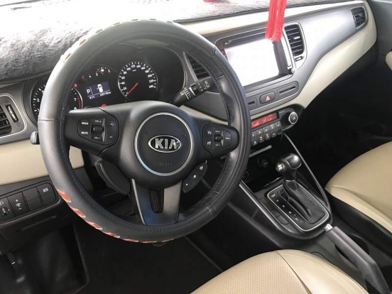 Kia Rondo 2016 - Bán Kia Rondo đời 2016, giá chỉ 560 triệu