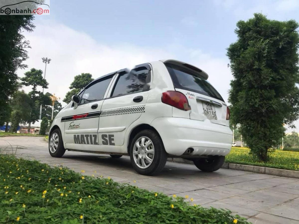 Daewoo Matiz SE 2005 - Cần bán lại xe Daewoo Matiz SE năm sản xuất 2005, màu trắng