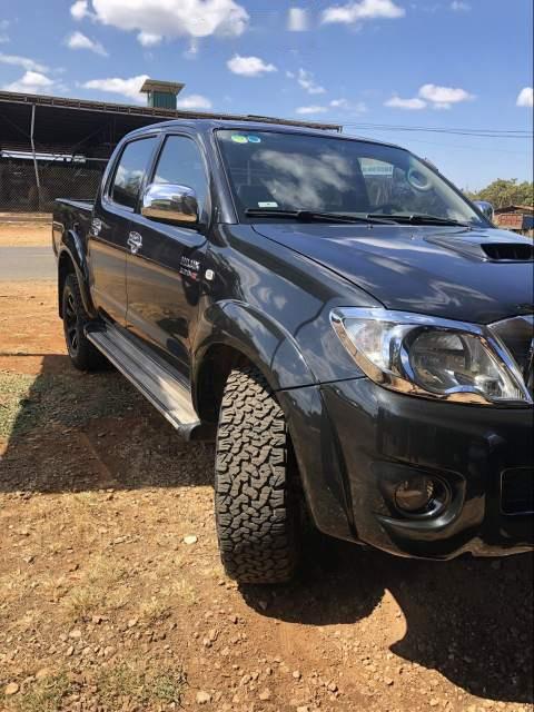 Toyota Hilux 3.0 G 2009 - Bán Toyota Hilux 3.0 G sản xuất năm 2009, giá 380tr