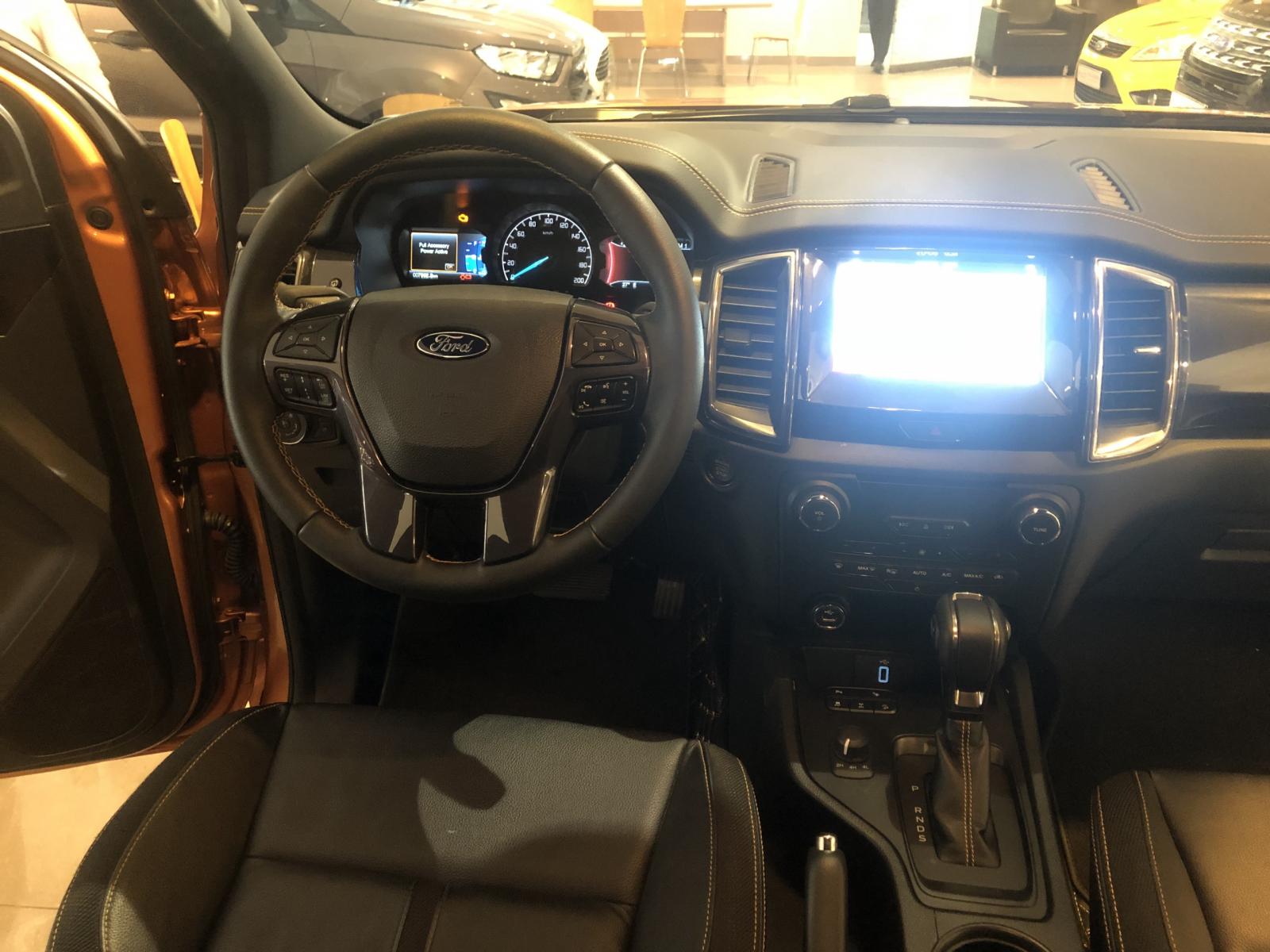 Ford Ranger Wildtrak 3.2L 2018 - Bán Ford Ranger Wildtrak 3.2L Bi Turbo 2018, xe bán và bảo hành tại Ford