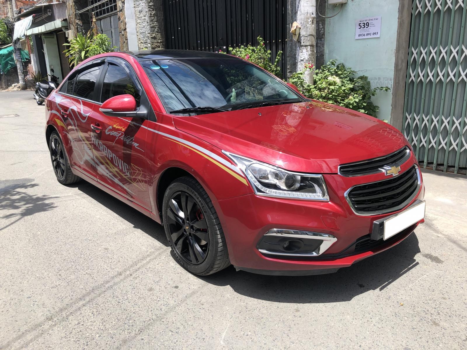 Chevrolet Cruze LTZ 2018 - Cần bán xe Chevrolet Cruze LTZ 2018 màu đỏ mâm đen