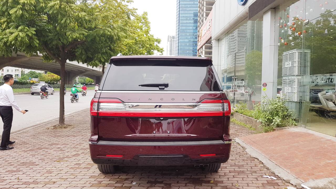 Lincoln Navigator 2019 - Bán Lincoln Navigator Black Label màu đỏ, sản xuất 2019, nhập Mỹ, xe giao ngay