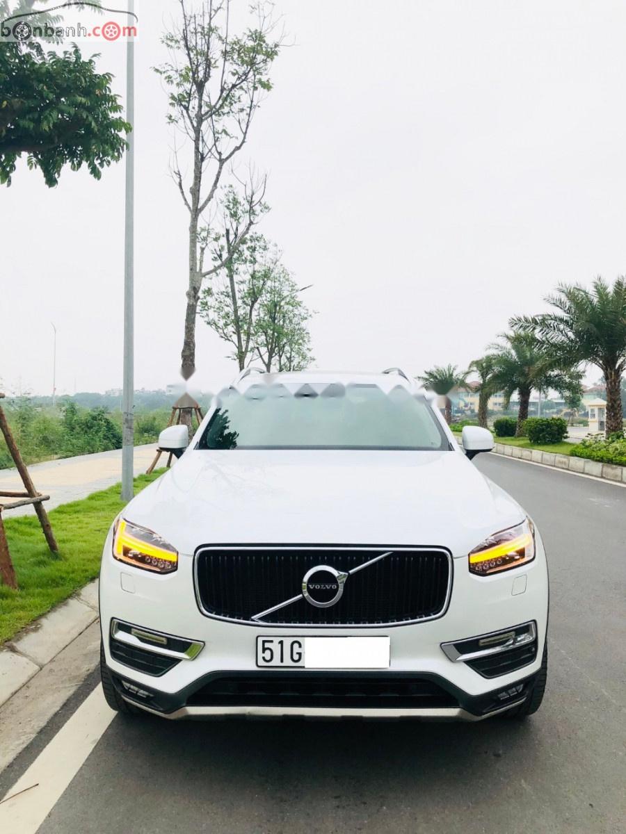 Volvo XC90 T6 2.0 AT 2015 - Bán Volvo XC90 T6 2.0 AT đời 2016, màu trắng, nhập khẩu nguyên chiếc chính chủ