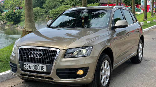 Audi Q5  2.0 Quatro 2010 - Bán xe Audi Q5 2.0 Quatro 2010, màu vàng cát