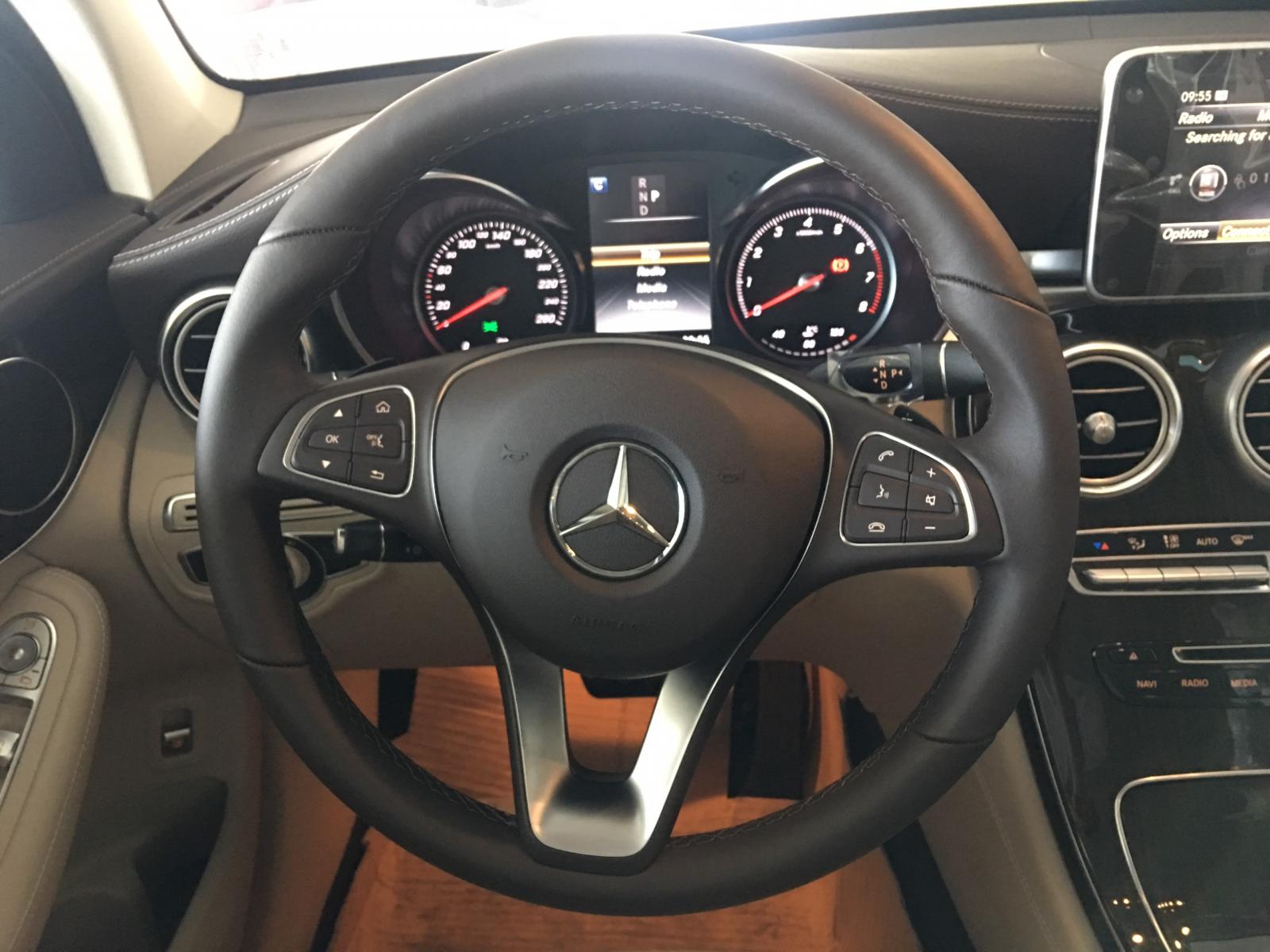 Mercedes-Benz GLC-Class GLC 200 2019 - Bán xe GLC 200 đời 2019 chính hãng, liên hệ hotline 0933.147.911 nhận giá tốt nhất