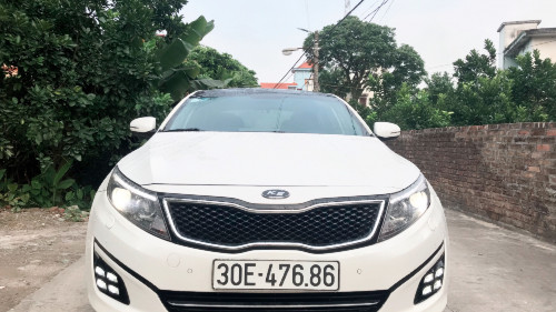 Kia K5   2.0 AT  2014 - Bán lại xe Kia K5 2.0 AT năm sản xuất 2014, màu trắng, giá 738tr