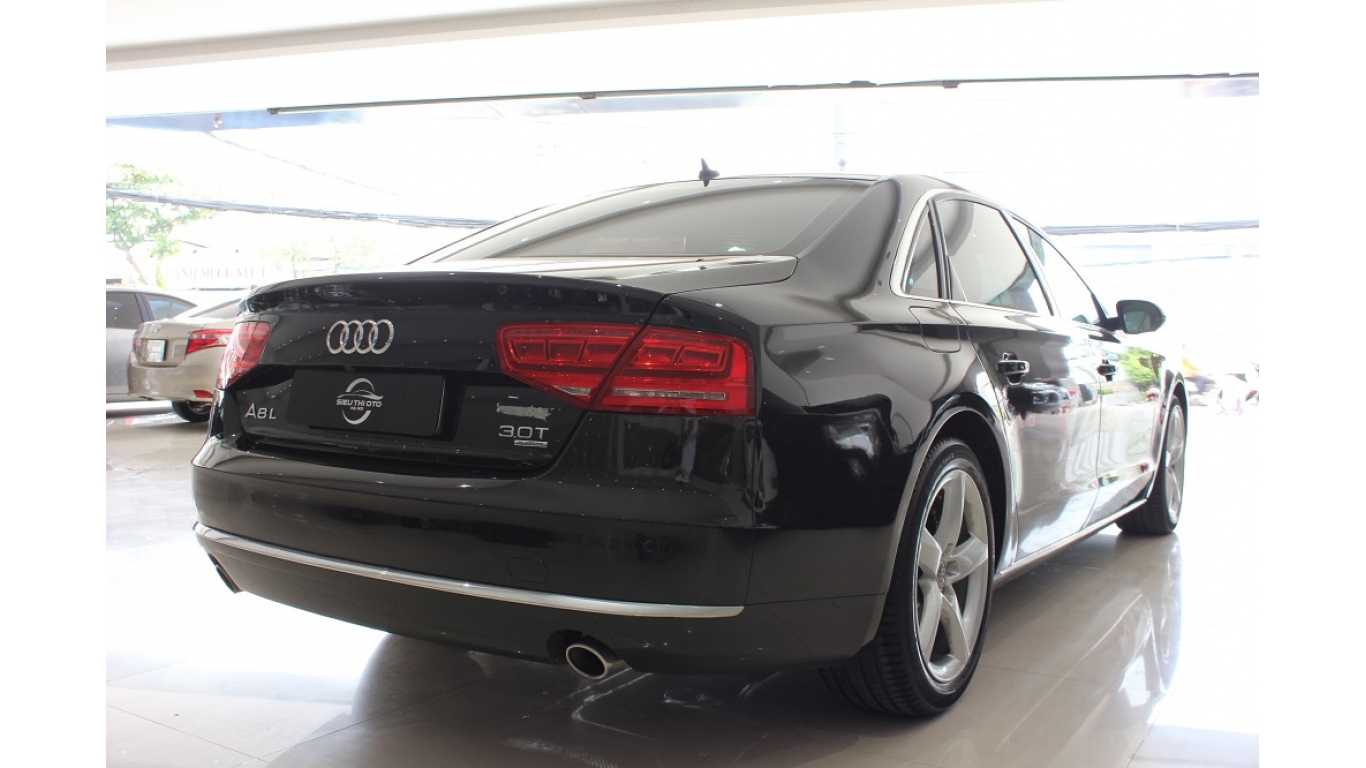 Audi A8 2011 - Cần bán lại xe Audi A8 2011, màu đen, nhập khẩu