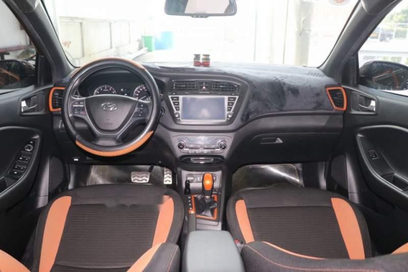 Hyundai i20 Active  1.4AT    2015 - Bán Hyundai i20 Active 1.4AT sản xuất 2015, màu nâu, nhập khẩu nguyên chiếc 