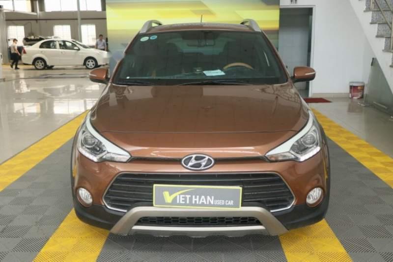 Hyundai i20 Active  1.4AT    2015 - Bán Hyundai i20 Active 1.4AT sản xuất 2015, màu nâu, nhập khẩu nguyên chiếc 