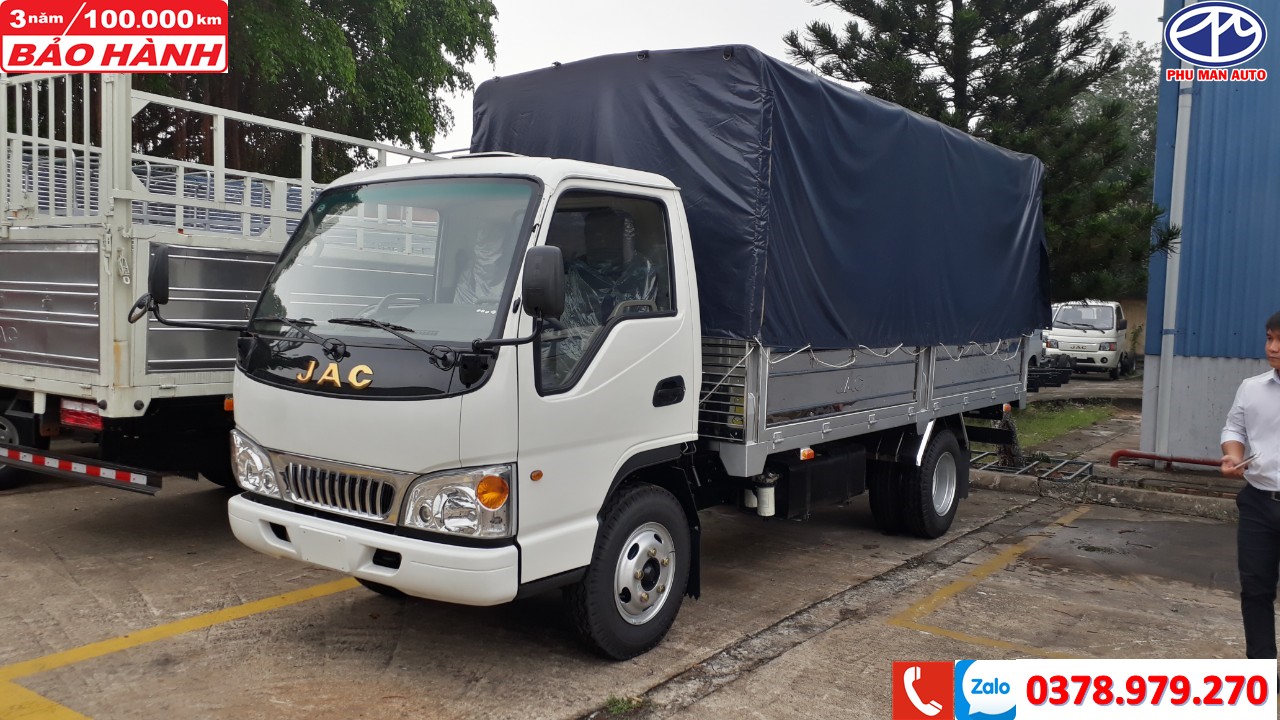 2019 - Xe tải JAC L250 2tấn4 - Thùng bạt, kín dài 4m3