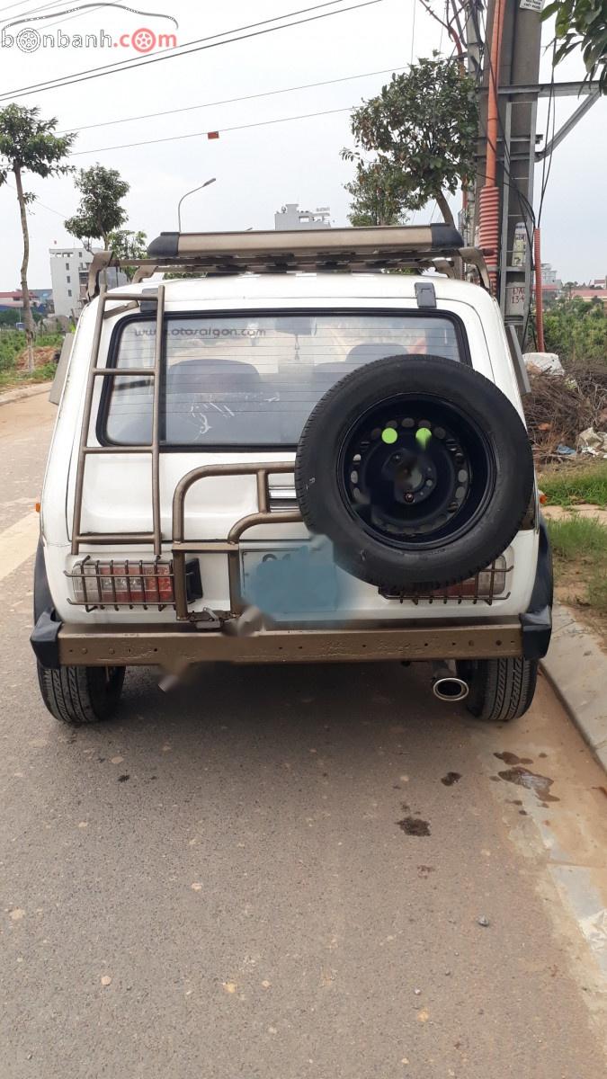 Lada Niva1600 1991 - Cần bán xe Lada Niva1600 đời 1991, màu trắng, nhập khẩu nguyên chiếc