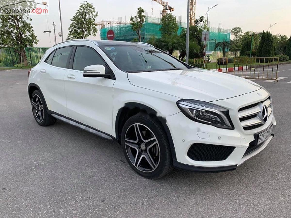 Mercedes-Benz GLA-Class  GLA 250 4Matic 2015 - Cần bán Mercedes GLA 250 4Matic 2015, màu trắng, nhập khẩu nguyên chiếc