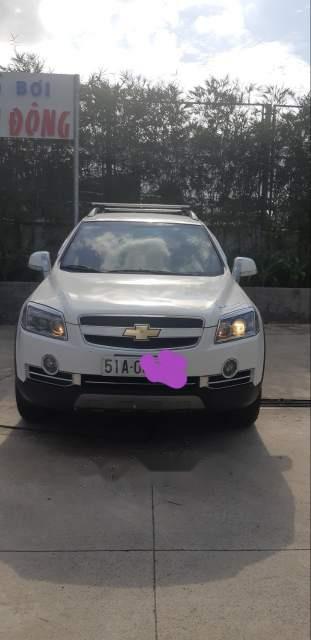 Chevrolet Captiva   LTZ   2011 - Bán Chevrolet Captiva LTZ đời 2011, màu trắng, xe còn mới 