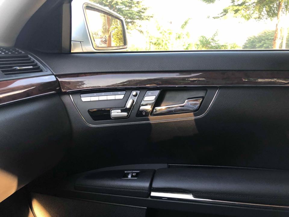 Mercedes-Benz S class S400 Hybrid  2012 - Bán xe Mercedes S400 Hybrid 2012 màu bạc, odo 63.000km, biển TP chính chủ