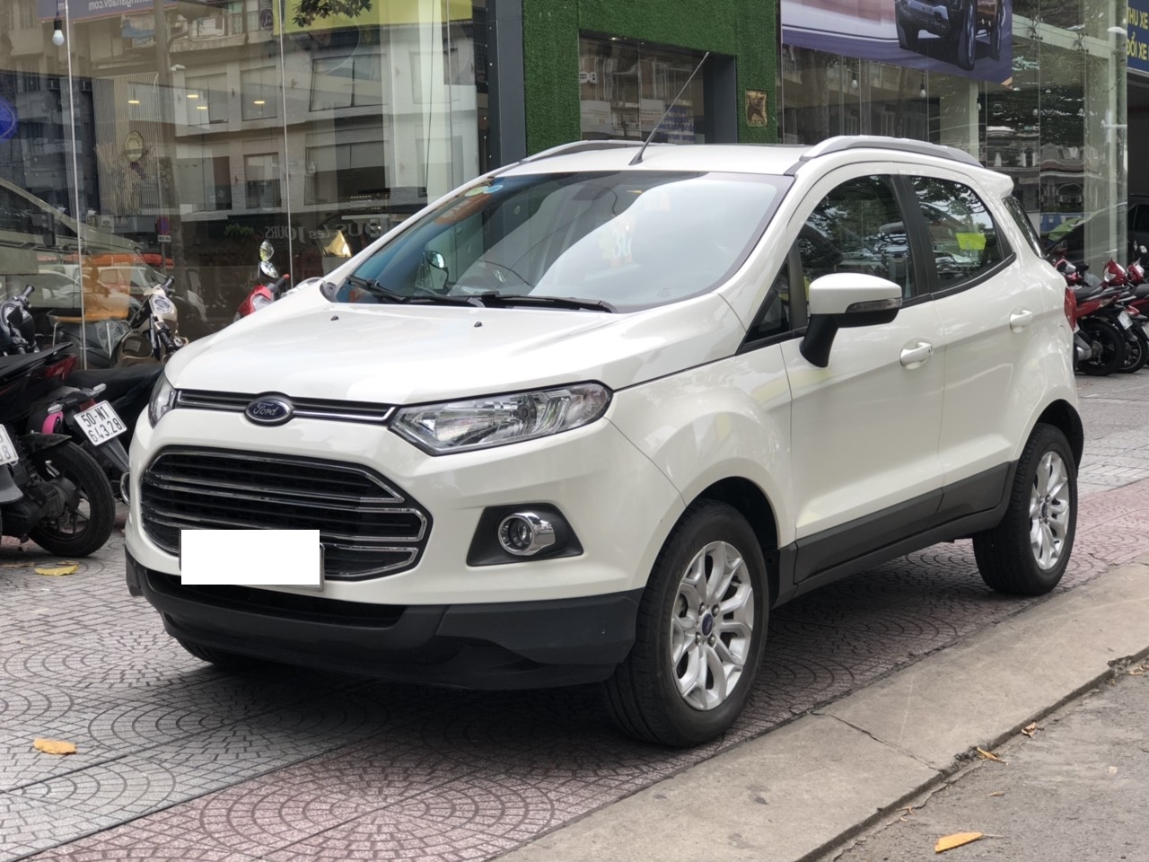 Ford EcoSport Titanium 1.5AT 2015 - Bán ô tô Ford EcoSport Titanium 1.5AT sản xuất năm 2015, xe chính hãng