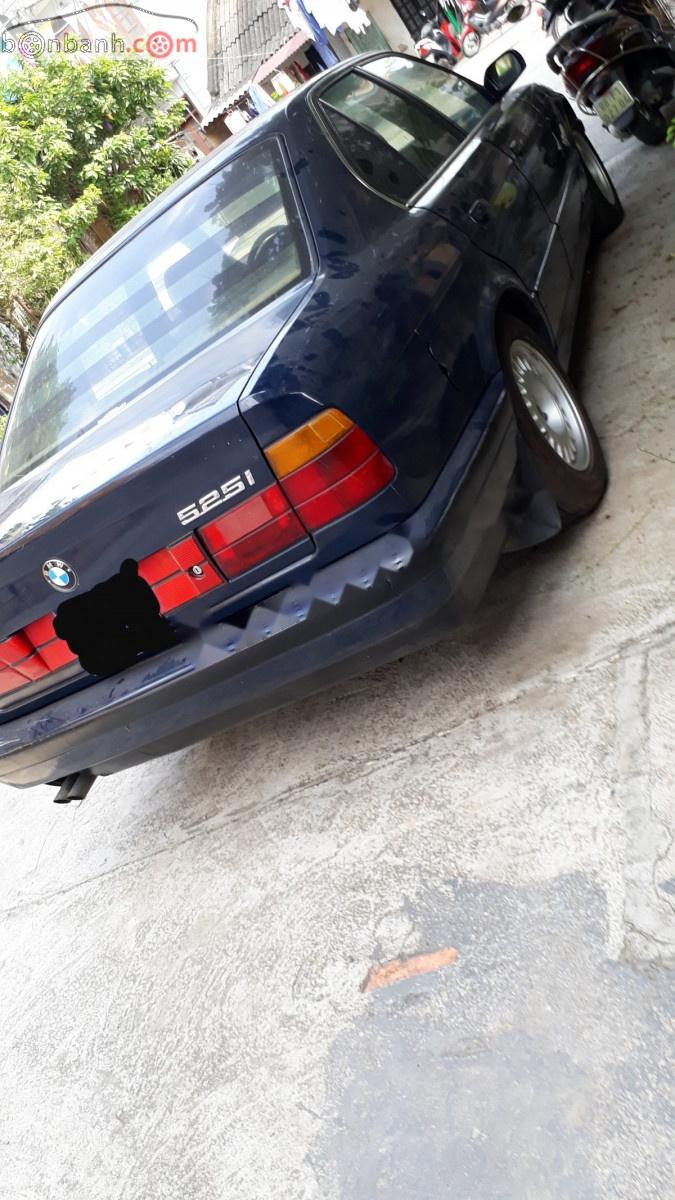 BMW 5 Series 525i AT  1990 - Bán ô tô BMW 5 Series 525i AT sản xuất 1990, màu xanh lam, xe nhập