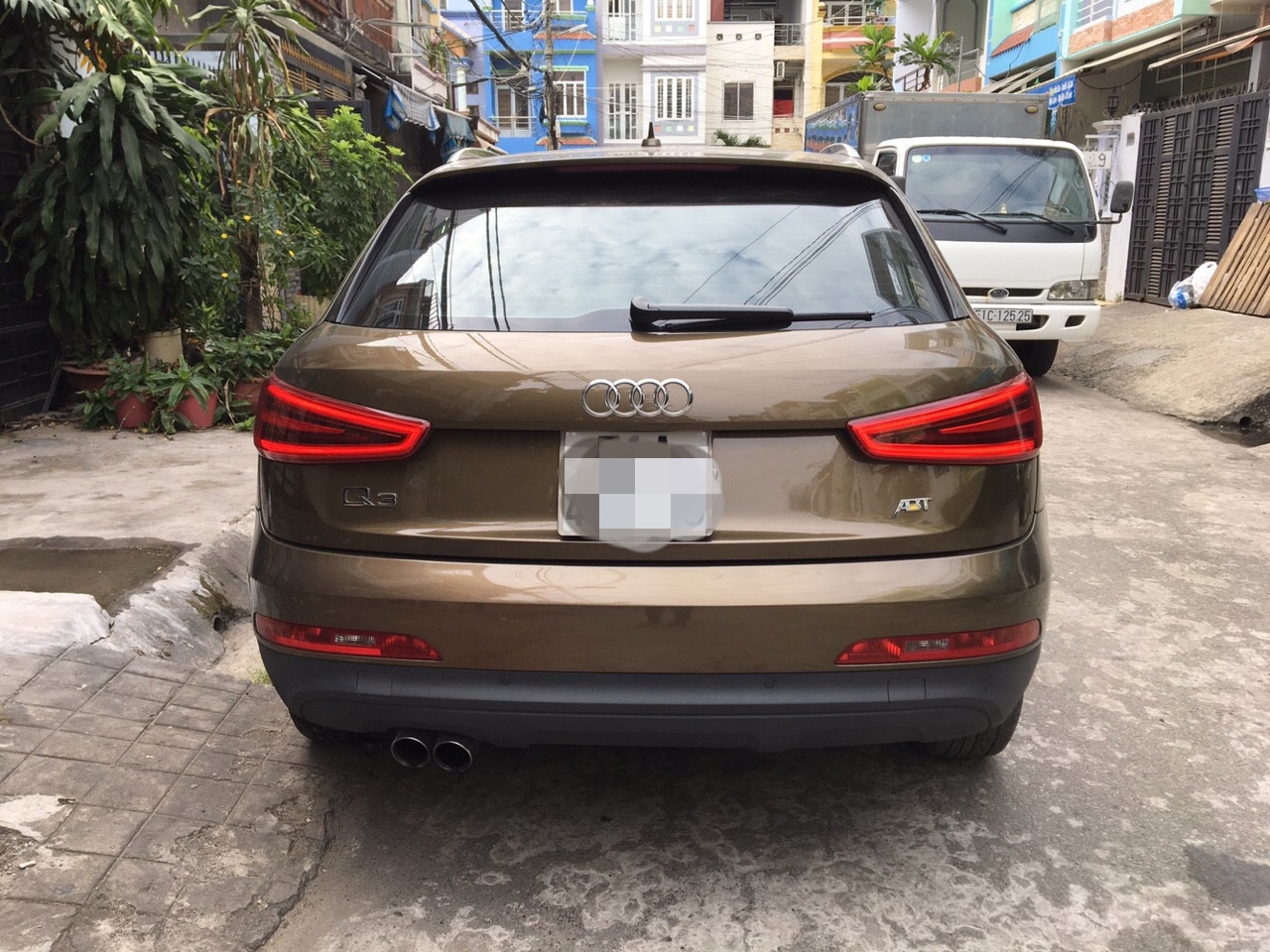 Audi Q3 2012 - Cần bán gấp Audi Q3 sản xuất 2012, màu nâu, xe nhập xe gia đình, 845 triệu