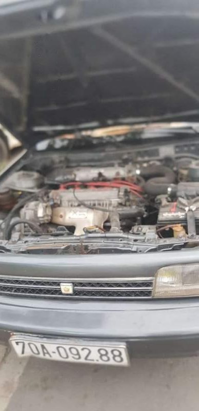 Toyota Camry 2.0 1988 - Cần bán xe Toyota Camry 2.0 năm sản xuất 1988, xe nhập