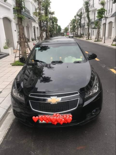 Chevrolet Cruze   2013 - Bán Chevrolet Cruze sản xuất năm 2013, màu đen, xe gia đình