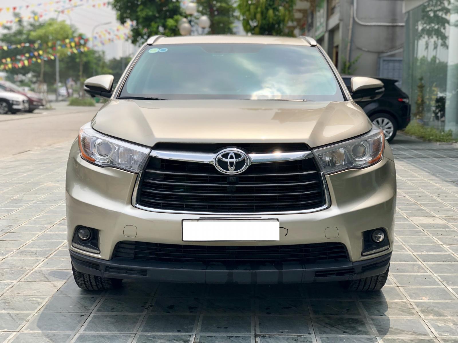 Toyota Highlander 2016 - Bán xe Toyota Highlander LE 2.7 2016, màu vàng, nhập Mỹ, LH 0945.39.2468