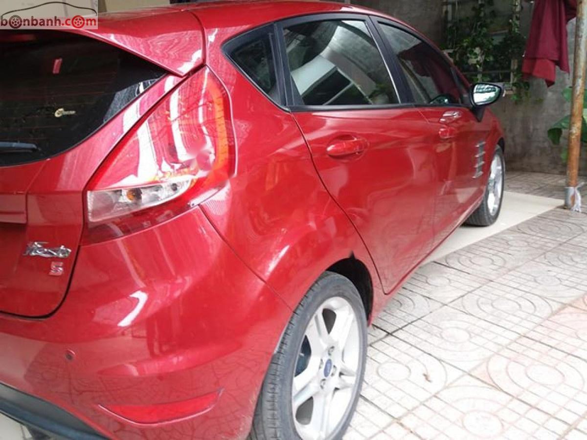 Ford Fiesta 2011 - Bán Ford Fiesta năm 2011, màu đỏ