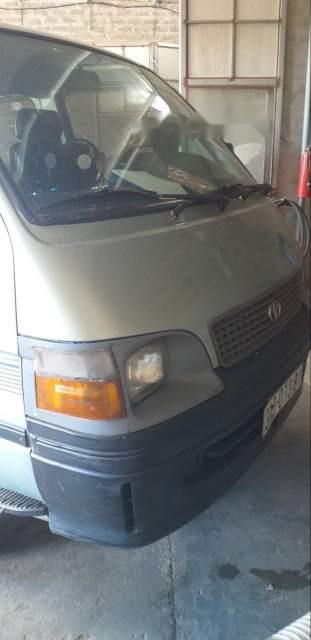 Toyota Hiace 2000 - Bán Toyota Hiace 2000, nhập khẩu nguyên chiếc 