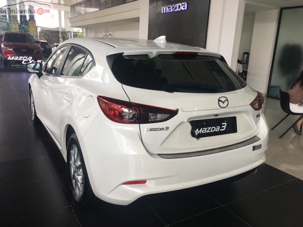 Mazda 3 1.5 AT 2019 - Cần bán Mazda 3 1.5 AT sản xuất năm 2019, màu trắng 