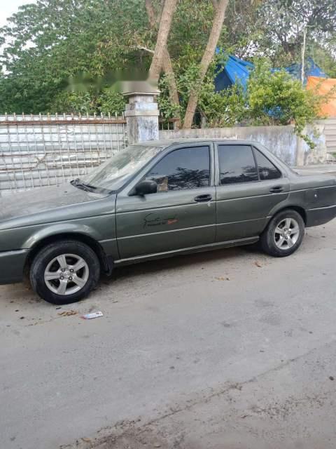 Nissan Sunny   1992 - Bán Nissan Sunny sản xuất 1992, màu xám, giá 55tr