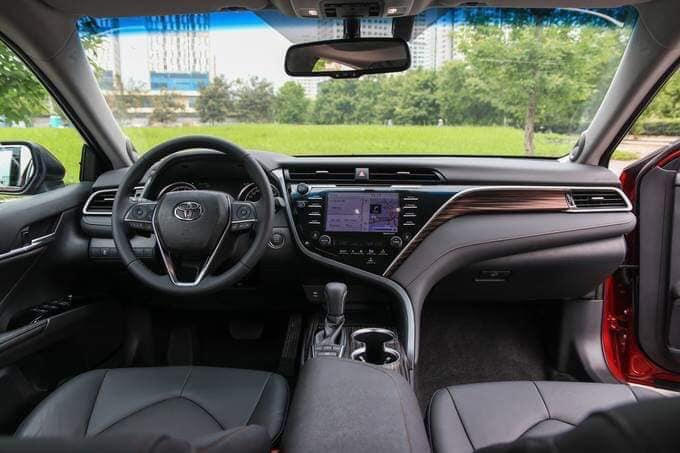 Toyota Camry 2.5Q  2019 - Cần bán Toyota Camry 2.5Q đời 2019, nhập khẩu, có xe giao sớm, hỗ trợ trả góp 85%