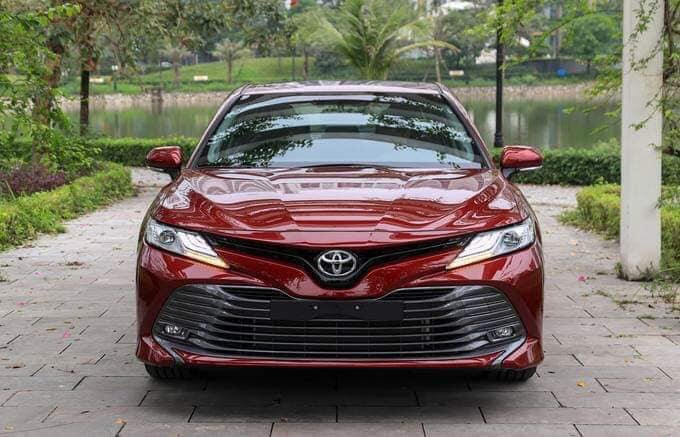 Toyota Camry 2.5Q  2019 - Cần bán Toyota Camry 2.5Q đời 2019, nhập khẩu, có xe giao sớm, hỗ trợ trả góp 85%