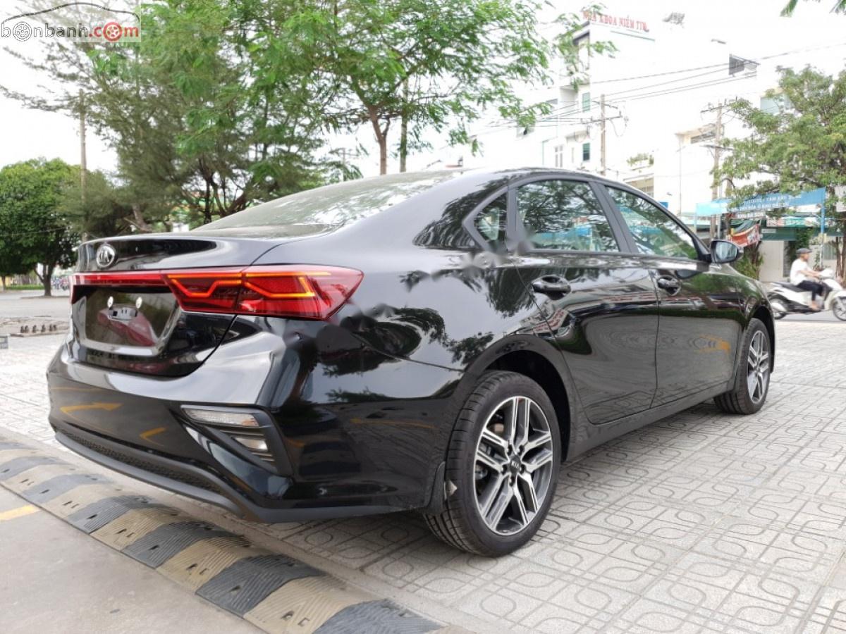 Kia Cerato Standard MT 2019 - Bán Kia Cerato Standard MT 2019, màu đen, giá 559tr