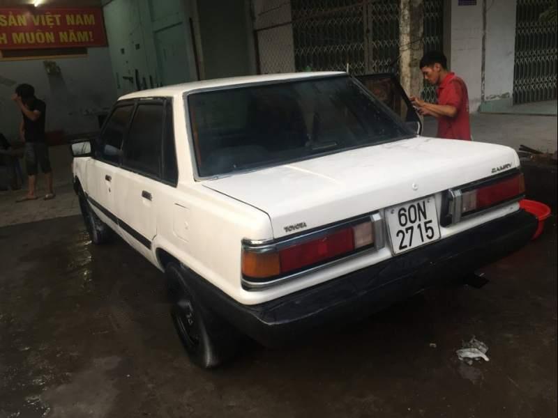 Toyota Camry   1984 - Bán Toyota Camry đời 1984, màu trắng, đi xa tốt