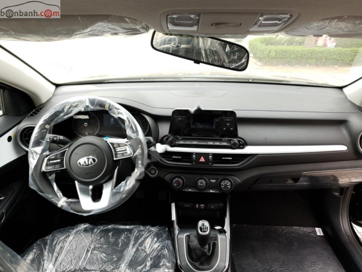 Kia Cerato Standard MT 2019 - Bán Kia Cerato Standard MT 2019, màu đen, giá 559tr