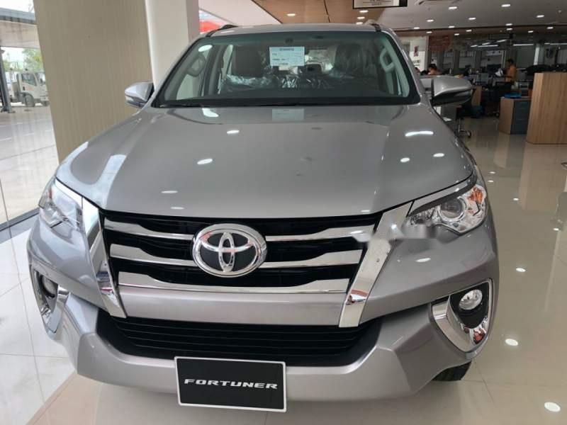 Toyota Fortuner   2.4G   2019 - Bán Toyota Fortuner 2.4G 2019, màu bạc, nhập khẩu  