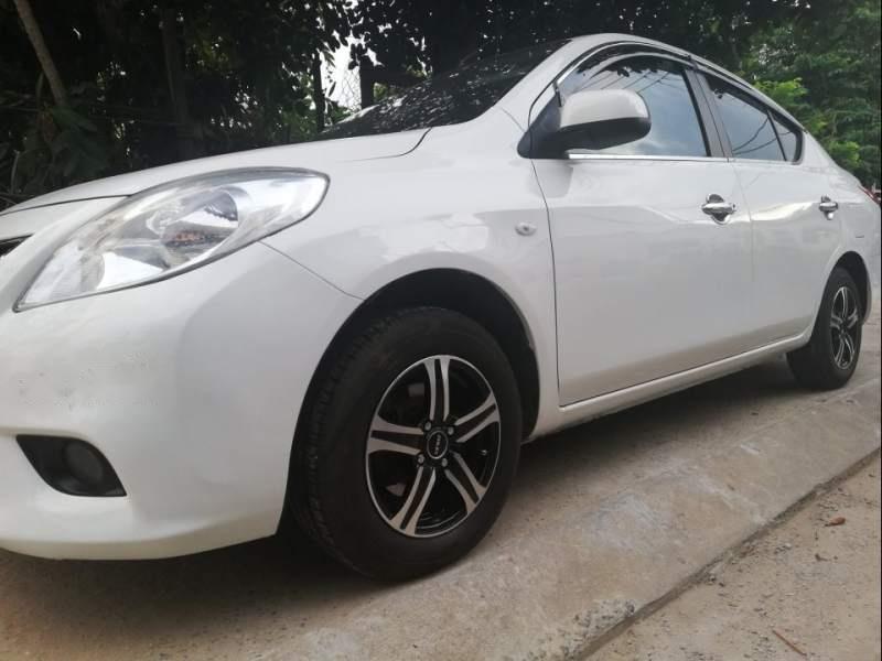 Nissan Sunny   XL  2013 - Gia đình bán Nissan Sunny XL, màu trắng, sản xuất và đăng ký năm 2013