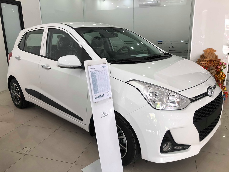 Hyundai Grand i10 2019 - Bán Hyundai Grand i10 AT 1.2 trắng, đủ các màu, tặng 10 triệu - nhiều ưu đãi - LH: 0964898932