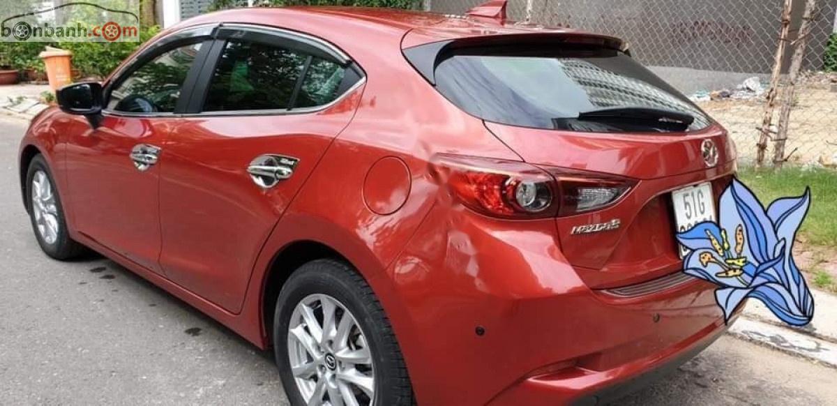 Mazda 3    2018 - Cần bán lại xe Mazda 3 năm sản xuất 2018, màu đỏ