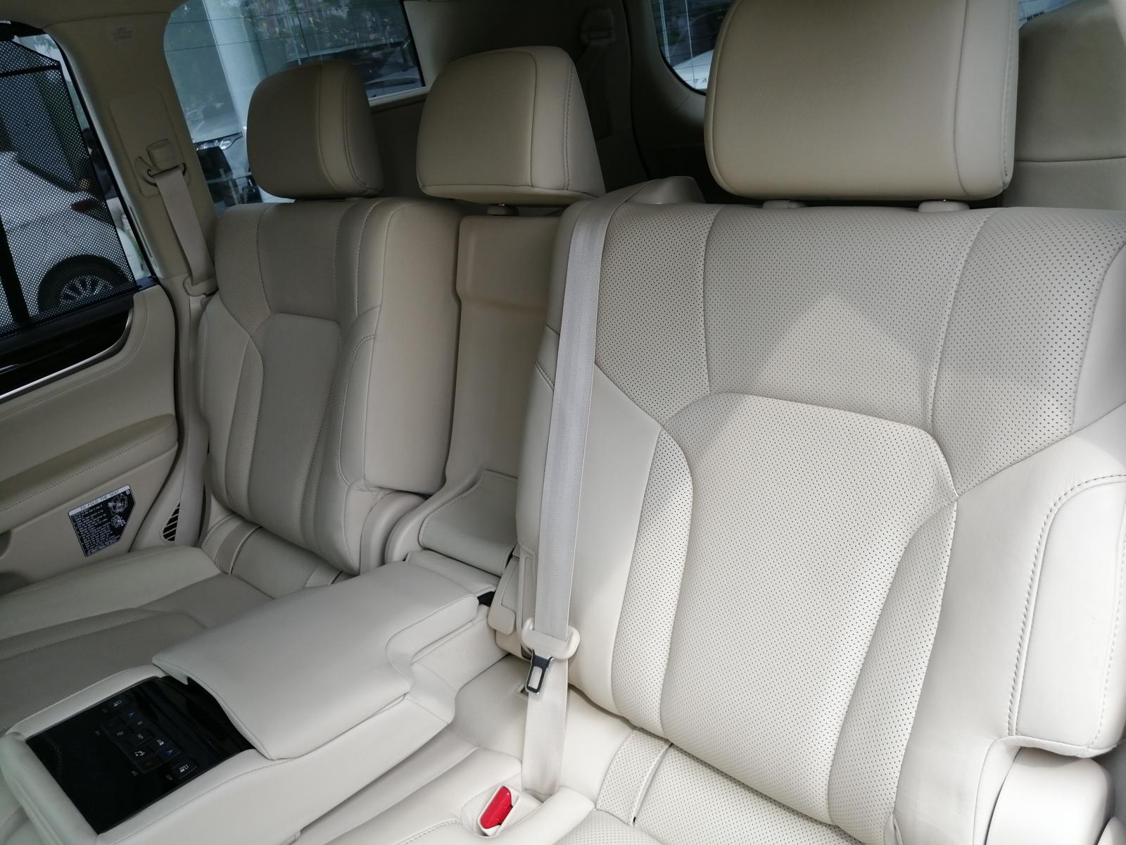 Lexus LX 570 2015 - Bán Lexus LX đời 2016, màu trắng LH 0945.39.2468