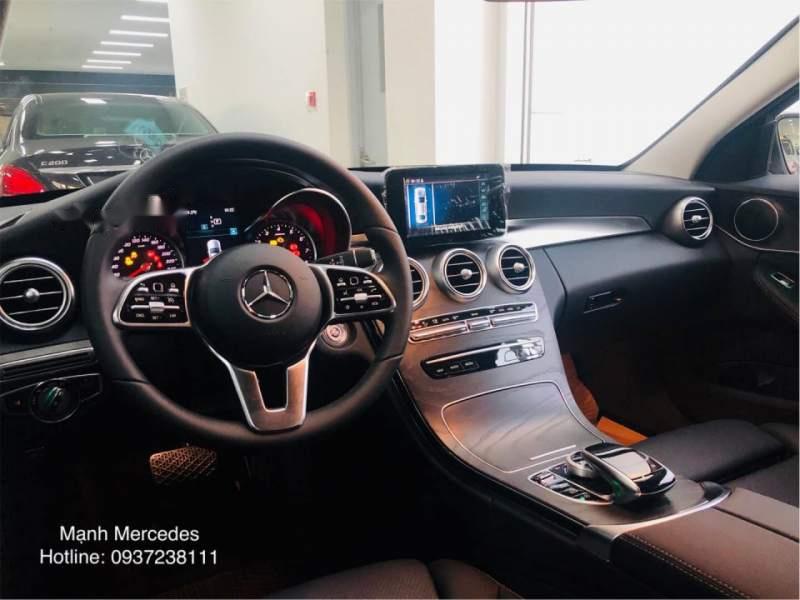 Mercedes-Benz C class  C200   2019 - Cần bán Mercedes C200 đời 2019, màu đỏ, dòng Sedan