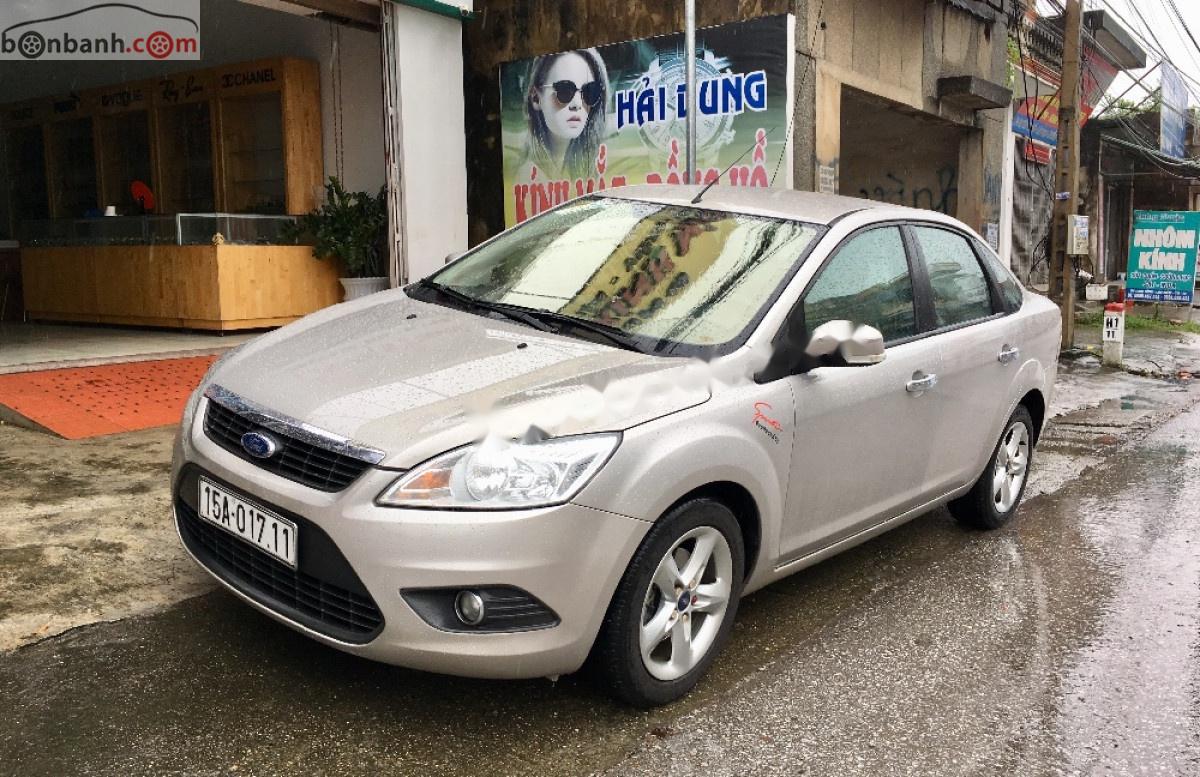 Ford Focus 1.8 2011 - Cần bán xe Ford Focus 1.8 sản xuất 2011 giá cạnh tranh