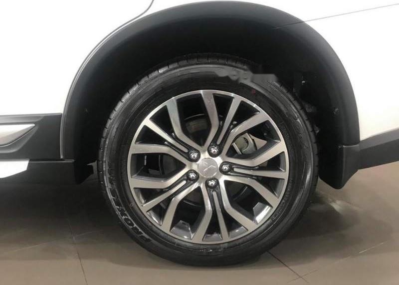 Mitsubishi Outlander   2.0 STD 2019 - Bán xe Mitsubishi Outlander 2.0 STD năm sản xuất 2019, màu trắng, 807.5tr