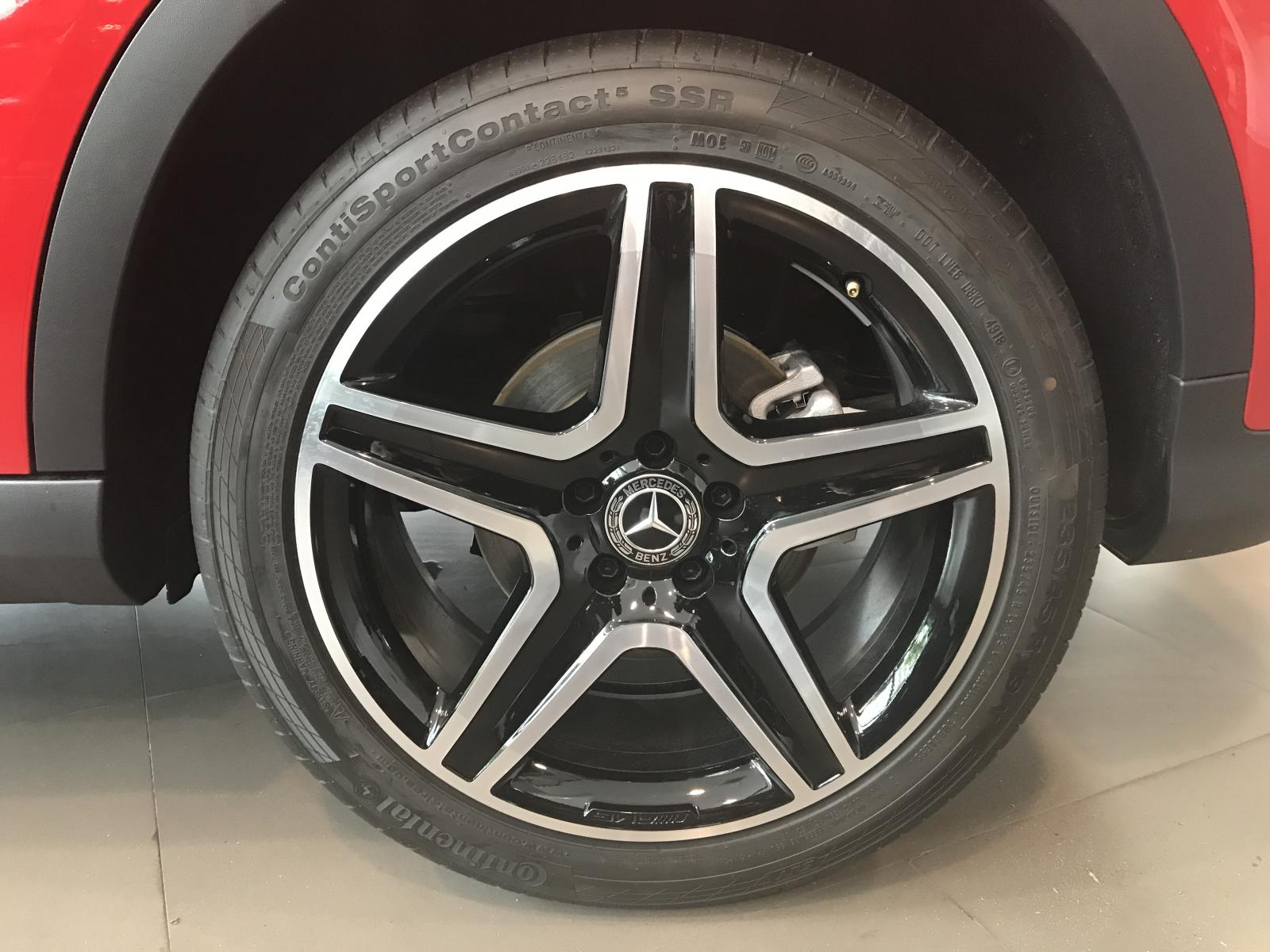 Mercedes-Benz GLA-Class GLA 250 4MATIC 2019 - Bán Mercedes GLA 250 4 Matic - Giao ngay giá tốt - LH 0936980038