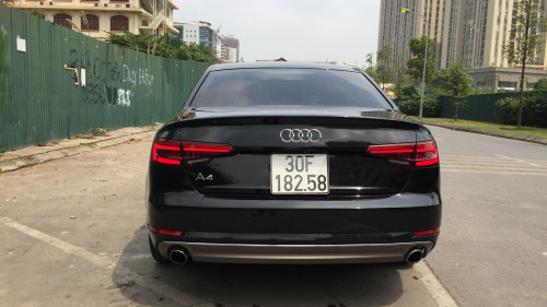 Audi A4   2.0 AT  2016 - Bán Audi A4 2.0 AT đời 2016, màu đen, xe nhập