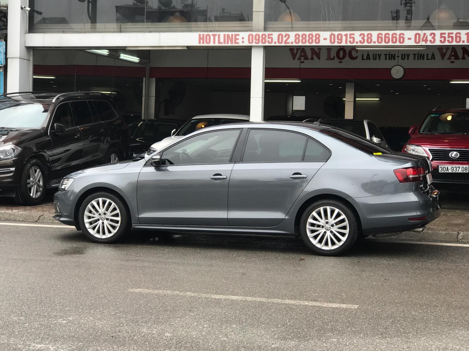 Volkswagen Jetta 2016 - Bán Volkswagen Jetta 2016 màu xám