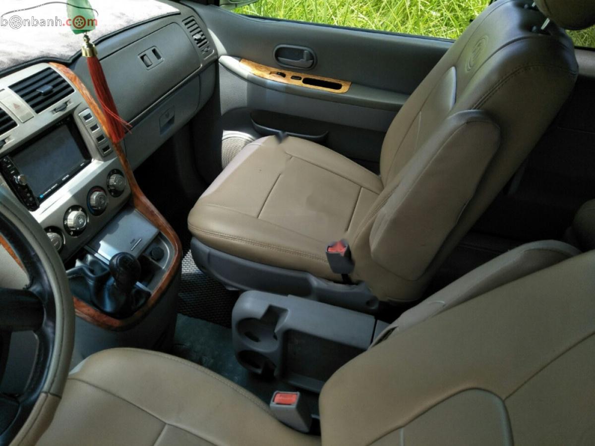 Kia Carnival GS 2.5 MT 2007 - Bán ô tô Kia Carnival GS 2.5 MT sản xuất năm 2007, màu bạc  