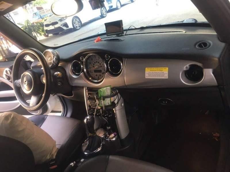 Mini Cooper 2009 - Bán Mini Cooper 2009, màu trắng, xe nhập, giá 750tr