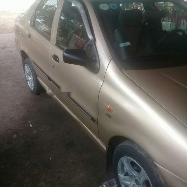 Fiat Siena   2002 - Bán Fiat Siena năm sản xuất 2002, màu vàng, xe nhập