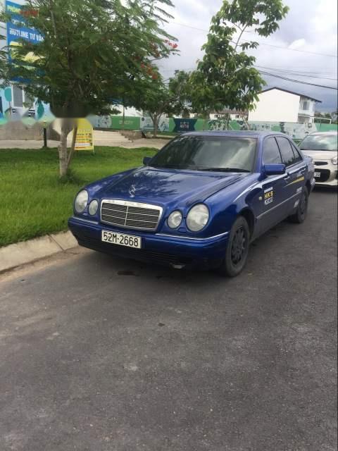 Mercedes-Benz E class E230 Elegance  1996 - Bán Mercedes E230 Elegance năm 1996, màu xanh lam, nhập khẩu