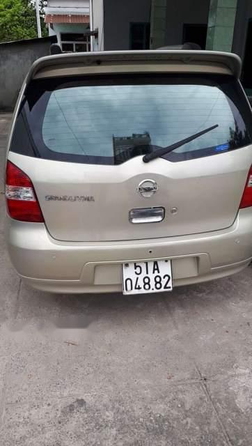 Nissan Grand livina   2010 - Bán gấp Nissan Grand livina 2010, nhập khẩu, giá tốt